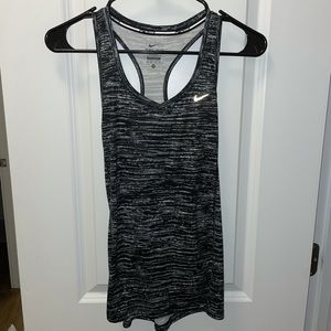 Nike workout tank